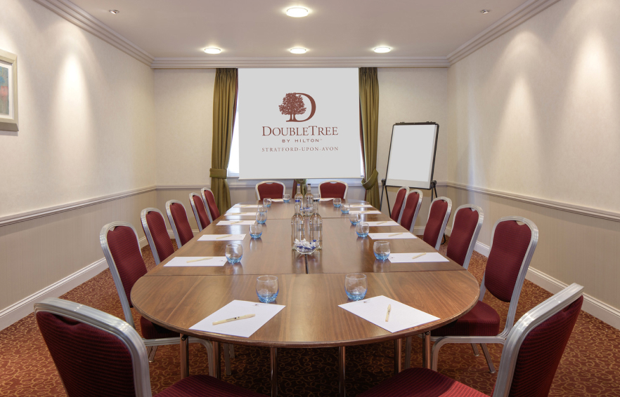 Carousel Desktop Clopton 8