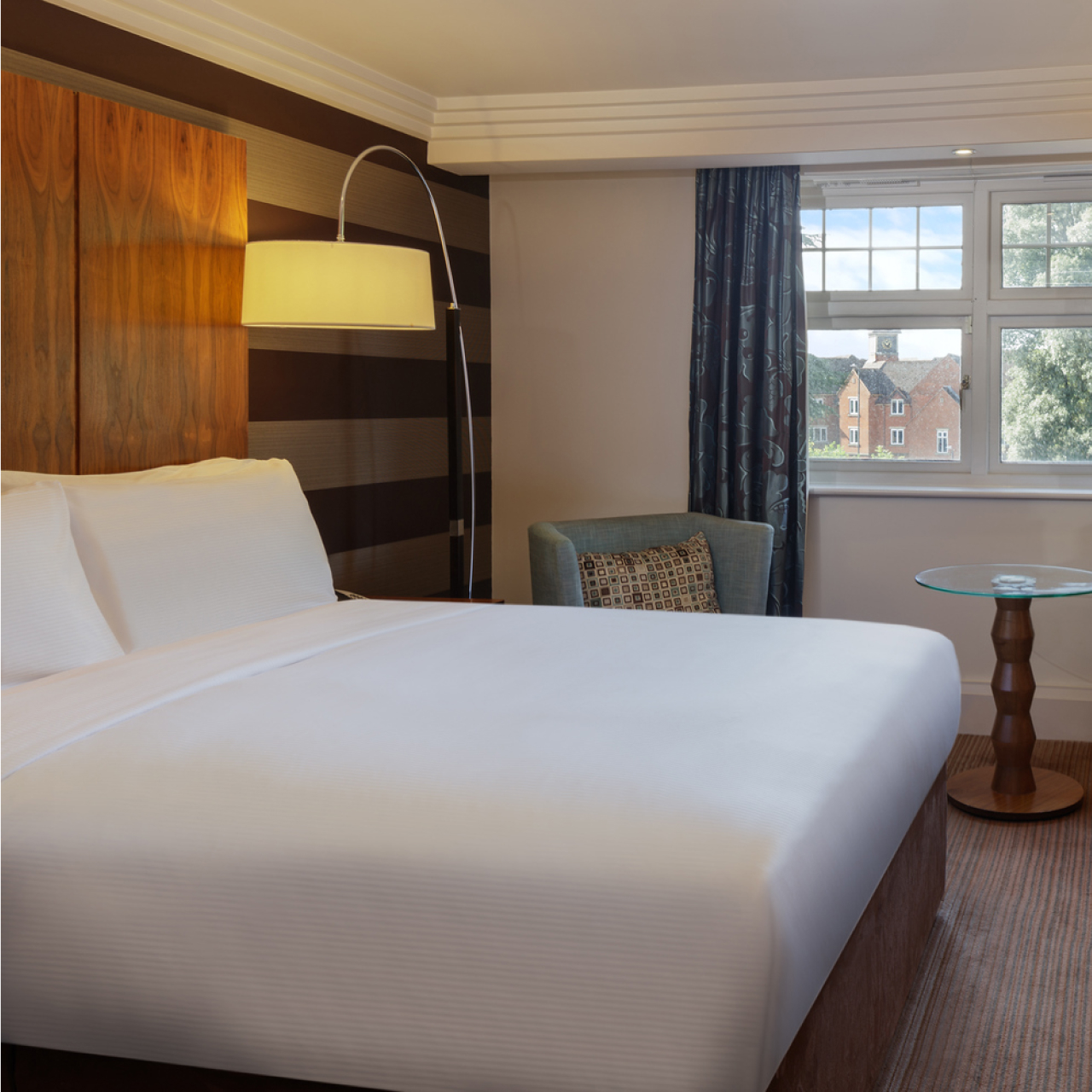 5050 Desktop Guest Rooms